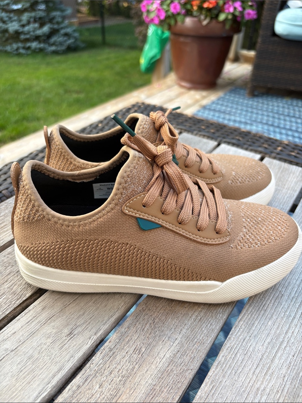 Vessi waterproof ‘weekend’ knit sneaker size 5